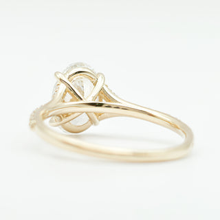 טבעת יהלום עגולה מבריקה 1.00-5.00 קראט – יהלום מעבדה – זהב צהוב 14 או 18 קראט - 18 אבני צד