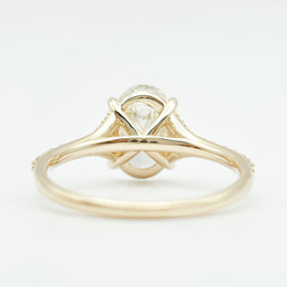 טבעת יהלום עגולה מבריקה 1.00-5.00 קראט – יהלום מעבדה – זהב צהוב 14 או 18 קראט - 18 אבני צד