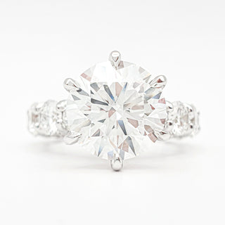 טבעת יהלום עגולה מבריקה 1.00-5.00 קראט – יהלום מעבדה – זהב צהוב 14 או 18 קראט - 18 אבני צד