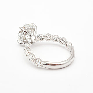 Round Brilliant Pavé Ring – Lab Grown Diamond – 14K/18K White Gold – 30 Side Stones