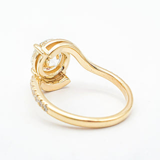 Round Brilliant Spiral Pavé Ring  – Lab Grown Diamond – 14K/18K Yellow Gold – 32 Side Stones