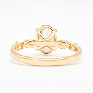 Oval Brilliant with Marquise Band Ring – Lab-Grown Diamond – 14K/18K Yellow Gold – 4 Side Stones