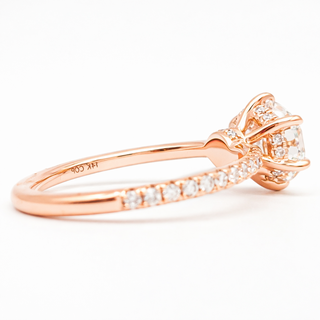 טבעת יהלום עגולה מבריקה 1.00-5.00 קראט – יהלום מעבדה – זהב צהוב 14 או 18 קראט - 18 אבני צד