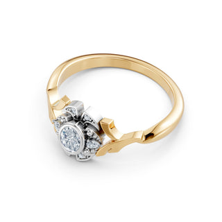 Wren Ring Close-Up