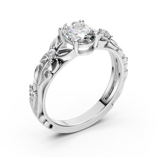Fiora White Gold Three-Quarter