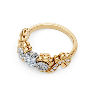 Noor Ring Close-Up