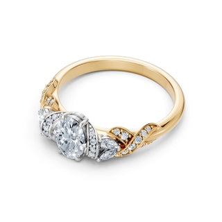 Marielle Ring Close-Up