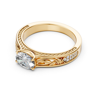 Liora Engagement Ring – Yellow Gold – Close-Up