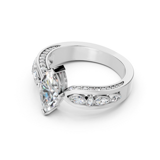 Selene White Gold Close-Up